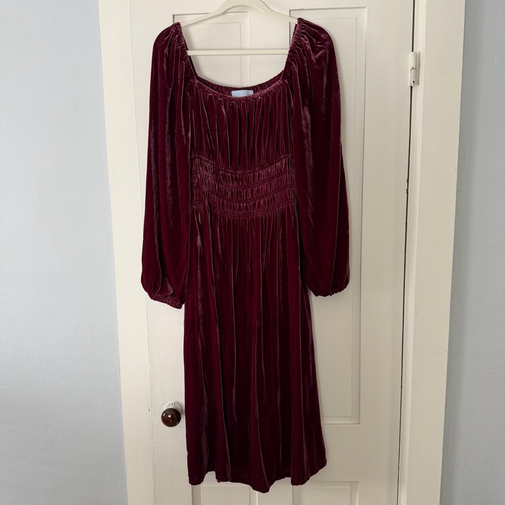 Hill House Jasmine - Burgundy Velvet